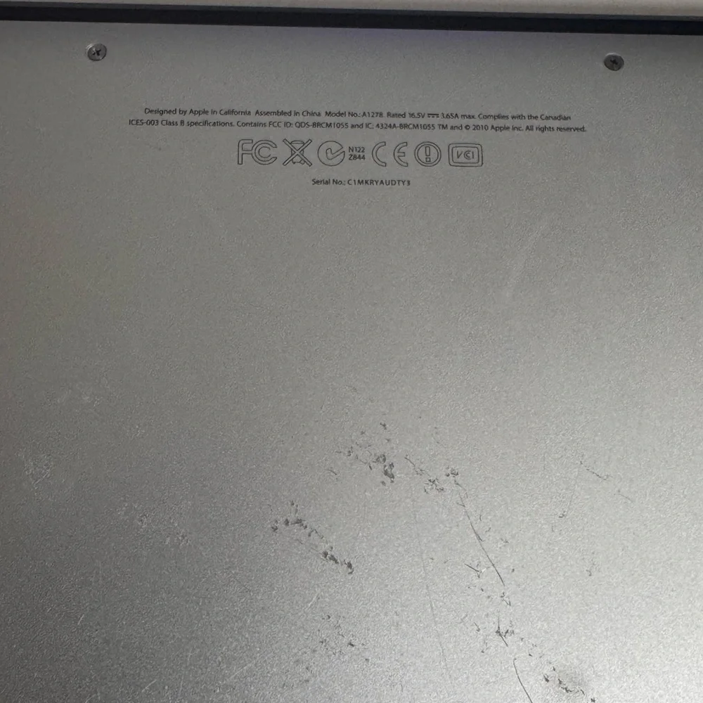 Apple MacBook Pro Laptop A1278 Silver – For Parts / Repair